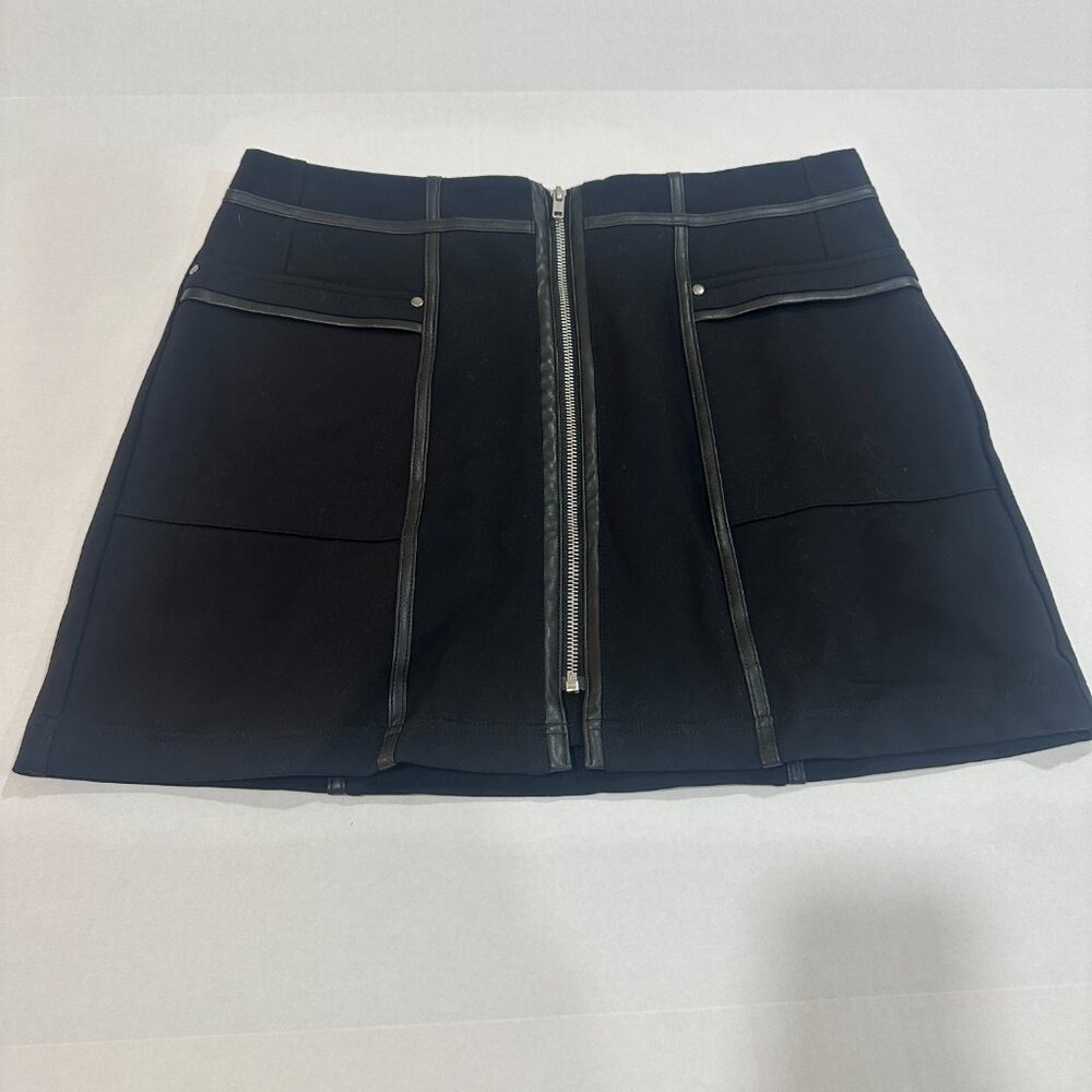 NWT Central Park West Black Mini Skirt Size Large – Stretch Knit, Zip Front - Picture 8 of 16